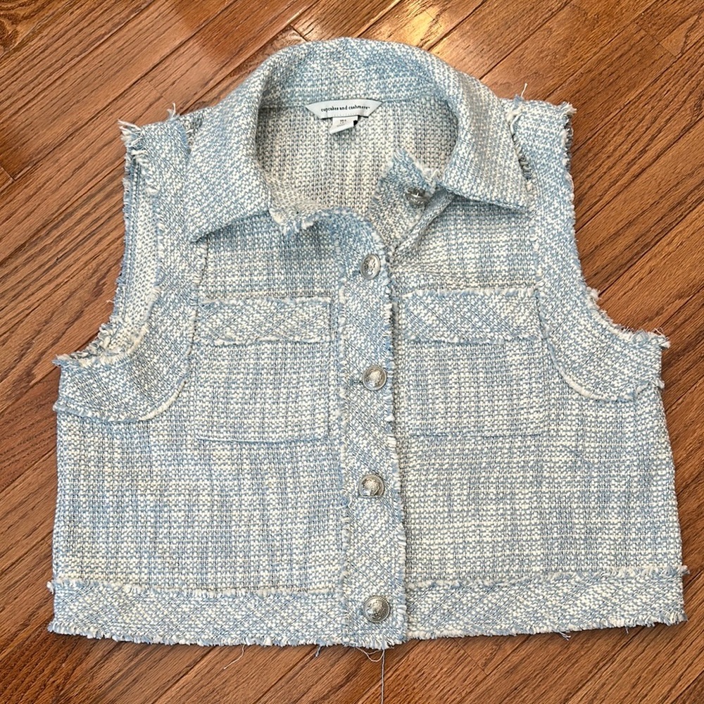 cupcakes & cashmere Blue Tweed Vest